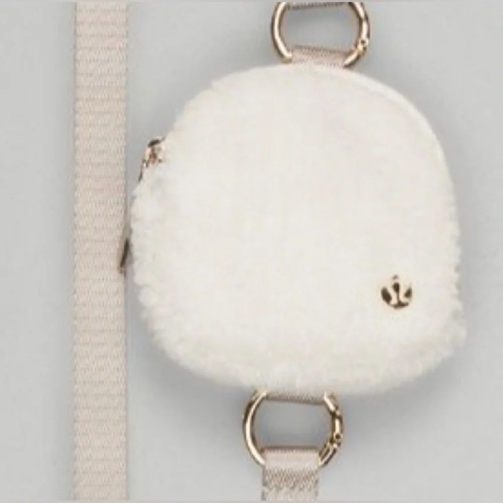 Lululemon Modular Phone Crossbody Bag Fleece Sherpa